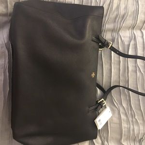 Tory Burch York Buckle Tote in Black